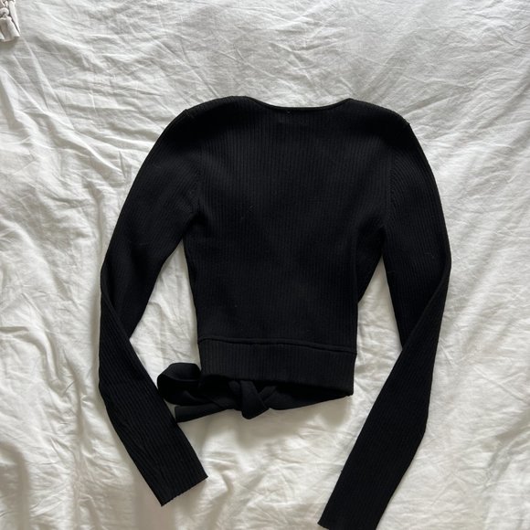 Wilfred All Tied Up Longsleeve Sweater - Picture 2 of 3